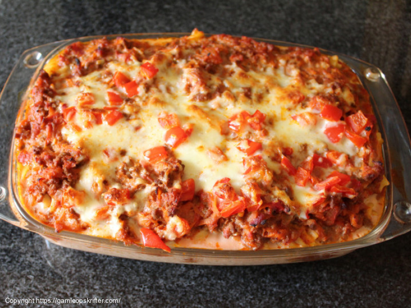 Pasta i fad med oksekød