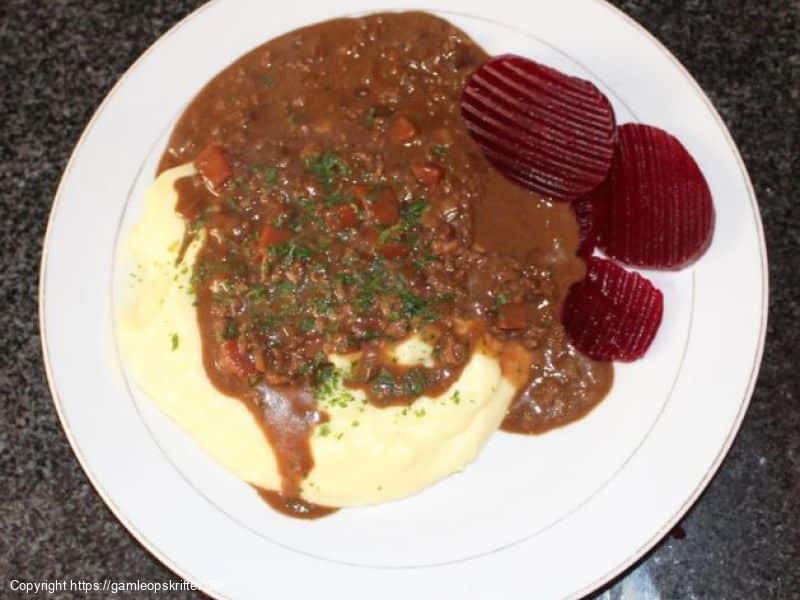 Millionbøf med kartoffelmos